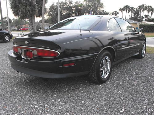 1995 Buick Riviera Coupe 2-Door 3.8 Supercharged, image 4.