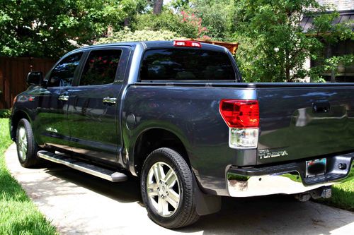 Sell used 2010 Toyota Tundra Limited CrewMax - Fully Loaded in Houston