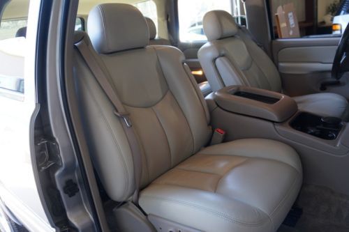 Sell Used 03 Chevy Tahoe Lt 1 Owner Carfax Cert Captain Chairs 3rd