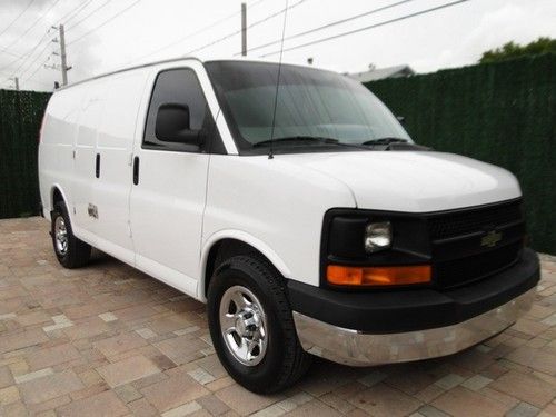 06 gmc savana cargo van