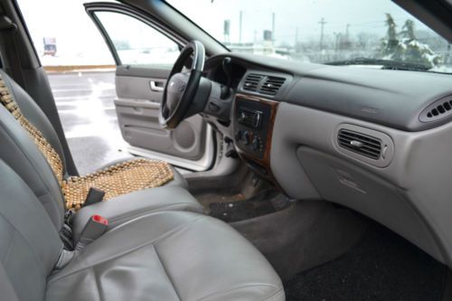 Find Used 2003 Ford Taurus Se White Exterior Grey Leather