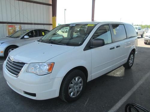 Sell Used Chrysler Town Country 2008 Cloth Interior