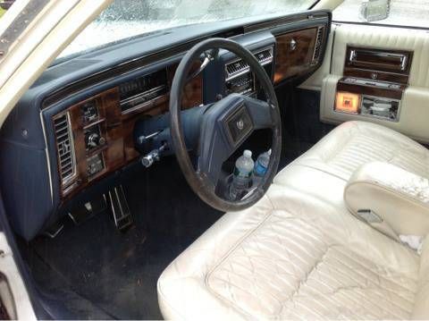Sell Used 1989 Cadillac Fleetwood Brougham Classic Sedan In