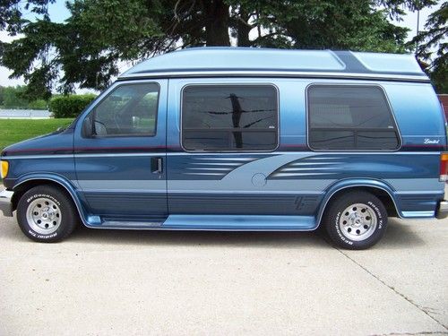 blue ford econoline van
