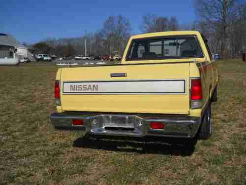 1986 Nissan pickup extended cab #8