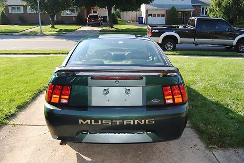 Buy used 2003 Ford Mustang manual V6 99,000 miles leather, all power NO