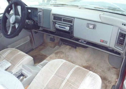 1992 chevy s10 interior