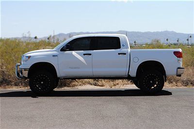 Sell used LIFTED 2012 TOYOTA TUNDRA CREWMAX TEXAS EDITION....LIFTED