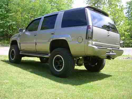 Buy used NO RESERVE CUSTOM LIFTED CADDY ESCALADE 4X4 LIFT KIT BIG 2000