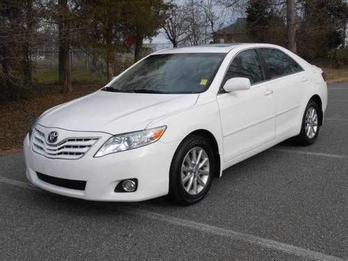 Buy Used 2010 Toyota Camry Xle Leather Sunroof In Addison Illinois