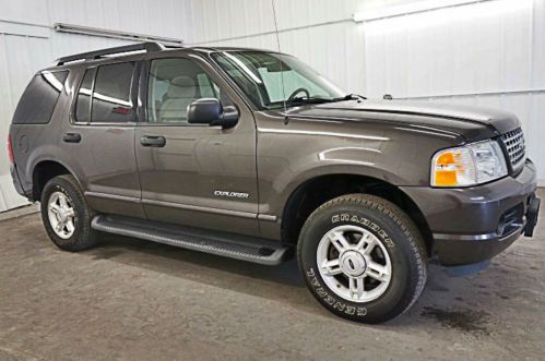 Purchase used 2005 FORD EXPLORER XLT ADVANCETRAC RSC 4X4 THREE ROWS ...