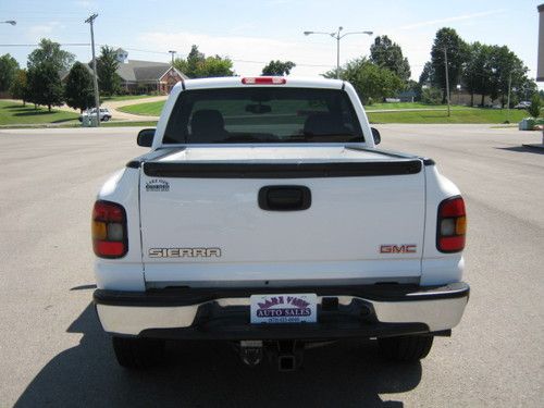 Find used 04 GMC SIERRA 4X4 STEPSIDE SINGLE CAB in Mountain Home