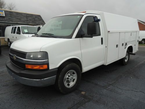 Sell used 2008 Chevrolet Express 3500 