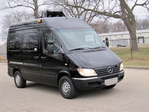Sell Used Mobile Office Rv Limousine Sprinter Mercedes Benz Diesel Limo Conversion Van In Chicago Illinois United States For Us 25 800 00