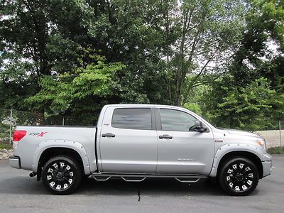 Sell used TOYOTA TUNDRA 2013 XSP-X EDITION 5.7 V8 4WD CREW MAX LIKE NEW