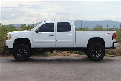 Lifted 2011 gmc sierra 2500hd crew cab denali....lifted gmc sierra 2500hd crew