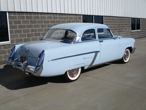 1952 mercury 2 door sedan