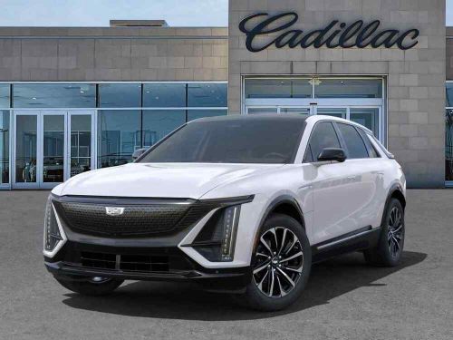 2024 cadillac lyriq sport 1