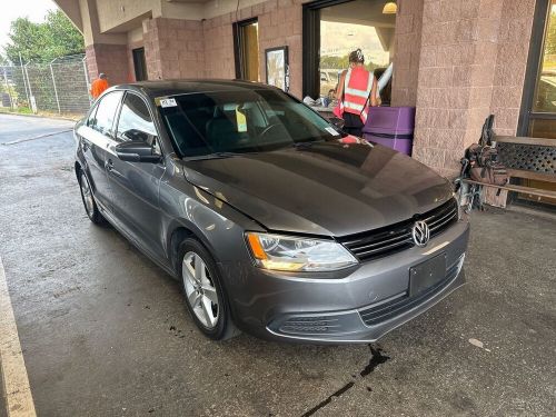 2014 volkswagen jetta 2.0l tdi