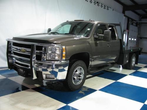 2008 chevy silverado 3500hd ext-cab 4wd drw..flatbed..6.6l diesel