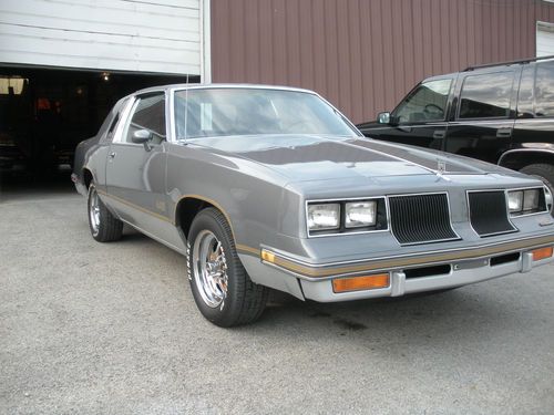 1986 oldsmobile cutlass salon 442 coupe 2-door 5.0l