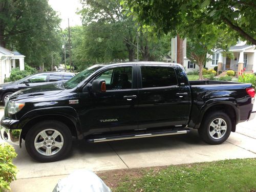 2007 toyota tundra crewmax sr5 5.7l v8 4x2 with navigation