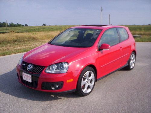 2008 volkswagen gti base hatchback 2-door 2.0l