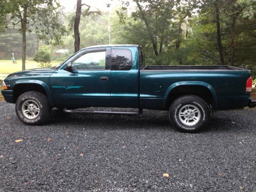 1997 dodge dakota sport extended cab pickup 2-door 5.2l