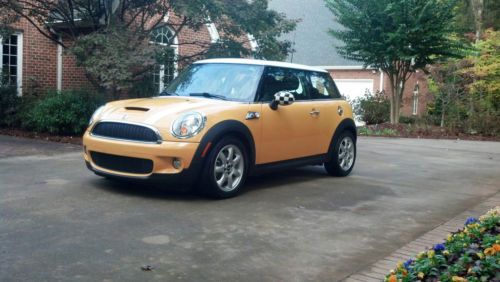 2009 mini cooper s super clean yellow