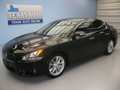 We finance!!!  2011 nissan maxima sv sport roof heated leather 40k mi texas auto