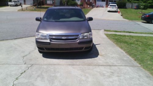 Clean 2002 chevrolet venture 4-door 3.4l