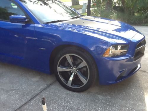 2013 dodge charger r/t  daytona sedan 4-door 5.7l