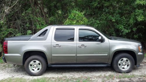 Sell Used Chevrolet Avalanche Lt Rebuildable 2008 In Jupiter Florida