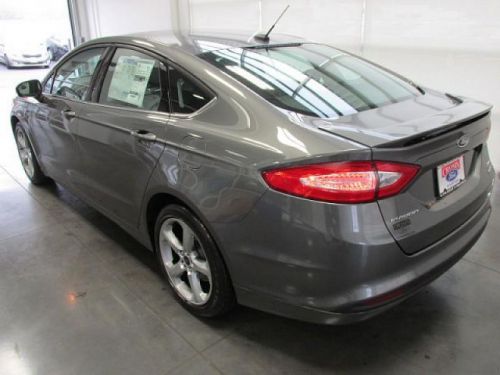 2014 ford fusion se