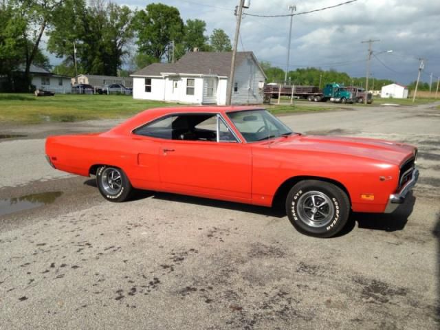 Plymouth: road runner roadrunner