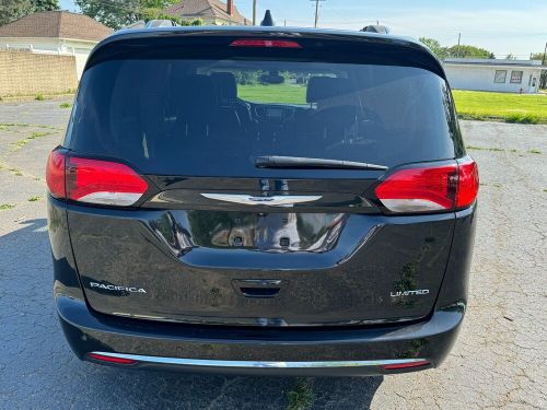 2020 chrysler pacifica limited/navi/ blindspot sensors/tri-pan panoramic roof