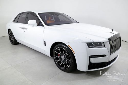 2022 rolls-royce black badge ghost