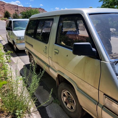 1987 toyota van wagon