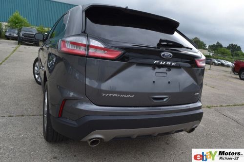 2022 ford edge awd 2.0t titanium-edition(top of the line)