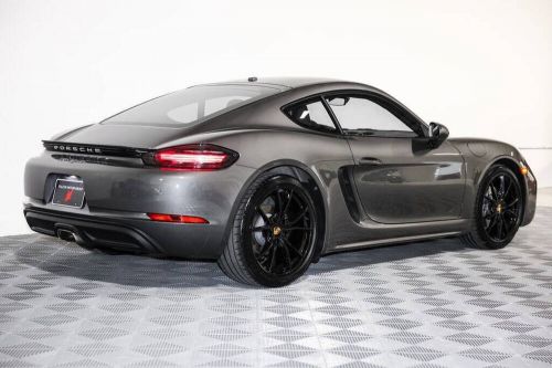 2018 porsche 718 base 2dr coupe