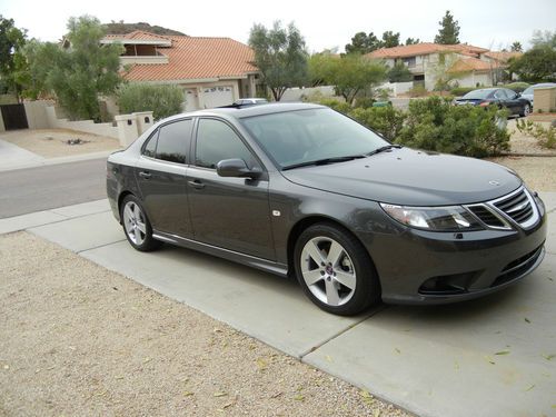 2011 saab 9-3 turbo4 aero sedan only 7k mi. loaded and beautiful