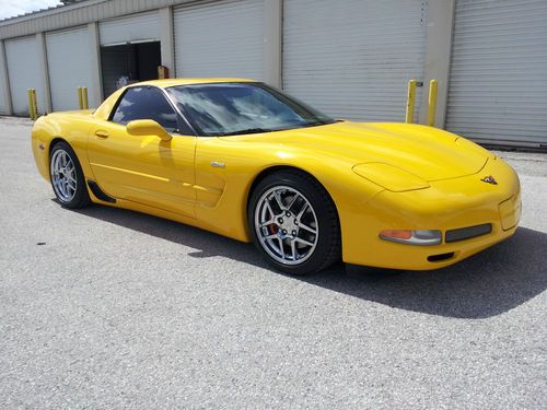 2002 chevrolet corvette zo6 speed yellow, low mileage