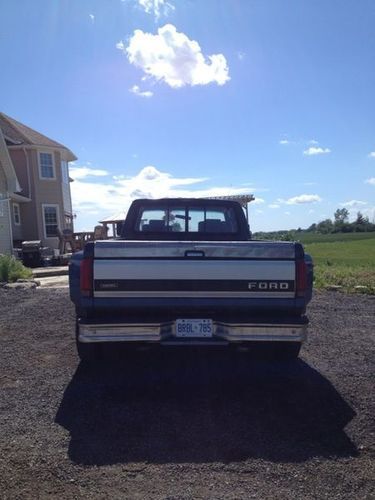 Sell used Ford F350 Diesel Dually for sale in Caledonia, Ontario, Canada, for US $4,600.00