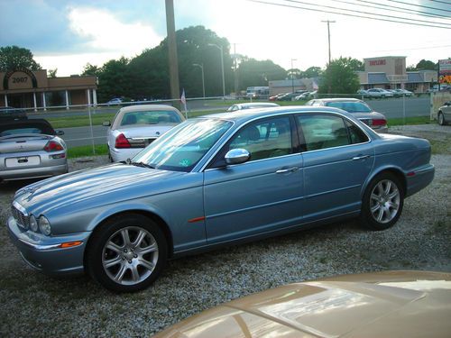 Jaguar xj8 vanden plas-4.2l v8 dohc 32v-6 speed automatic transmission