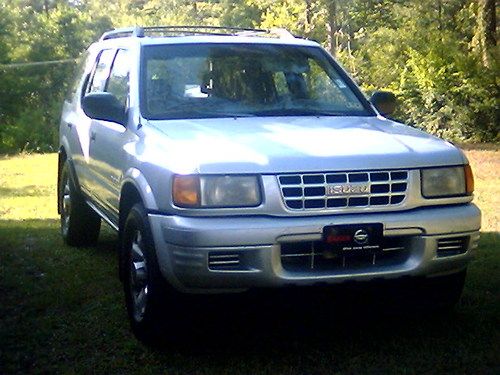 1999 isuzu rodeo s sport utility 4-door 3.2l