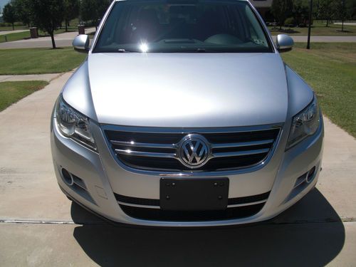 2009 vw tiguan s suv