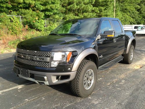 2011 ford f150 raptor crew cap