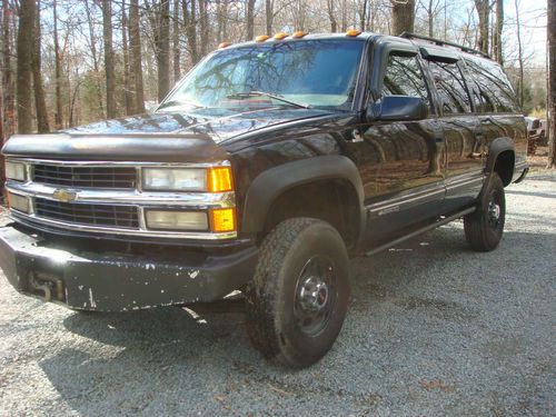 Cummins suburban  12v turbo diesel chevy 2500 3/4 ton 4x4 ac 8 lug axles