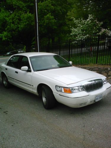 2000 mercury grand marquis gs 4d sdn