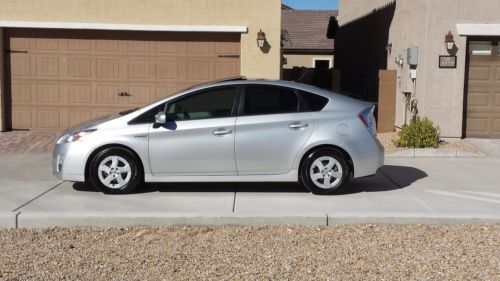 2010 prius,gps navigation,bluetooth,backup cam,smart key,jbl sound,leather,solar